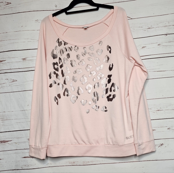 GUESS Pink Leopard Print Women's Top - Picture 1 of 11